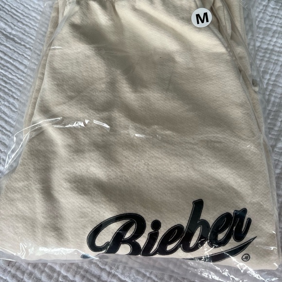 EXCLUSIVE JUSTIN BIEBER JUSTICE TOUR MERCH. “Spicy I Like It” Sweatpants - Picture 2 of 3